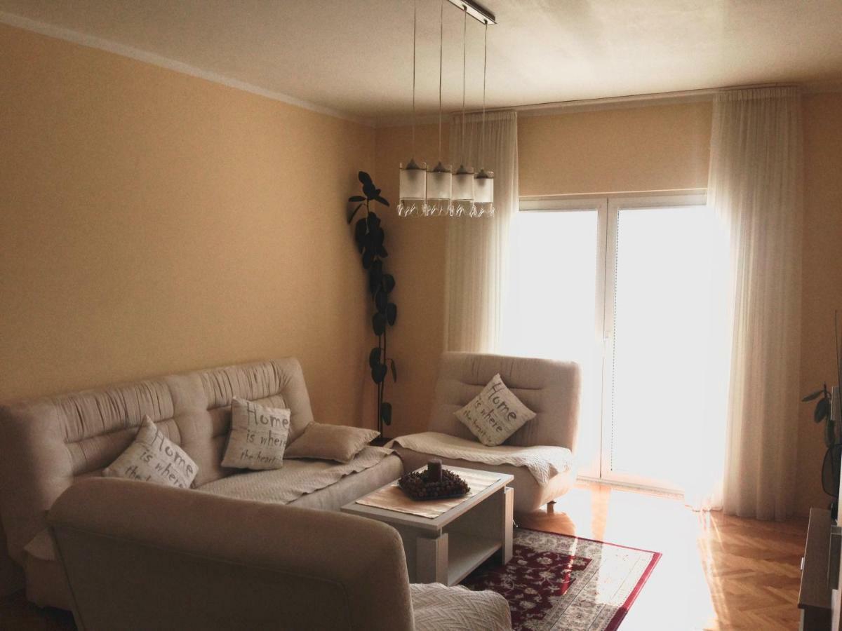 Sunny Jukic With Sea View